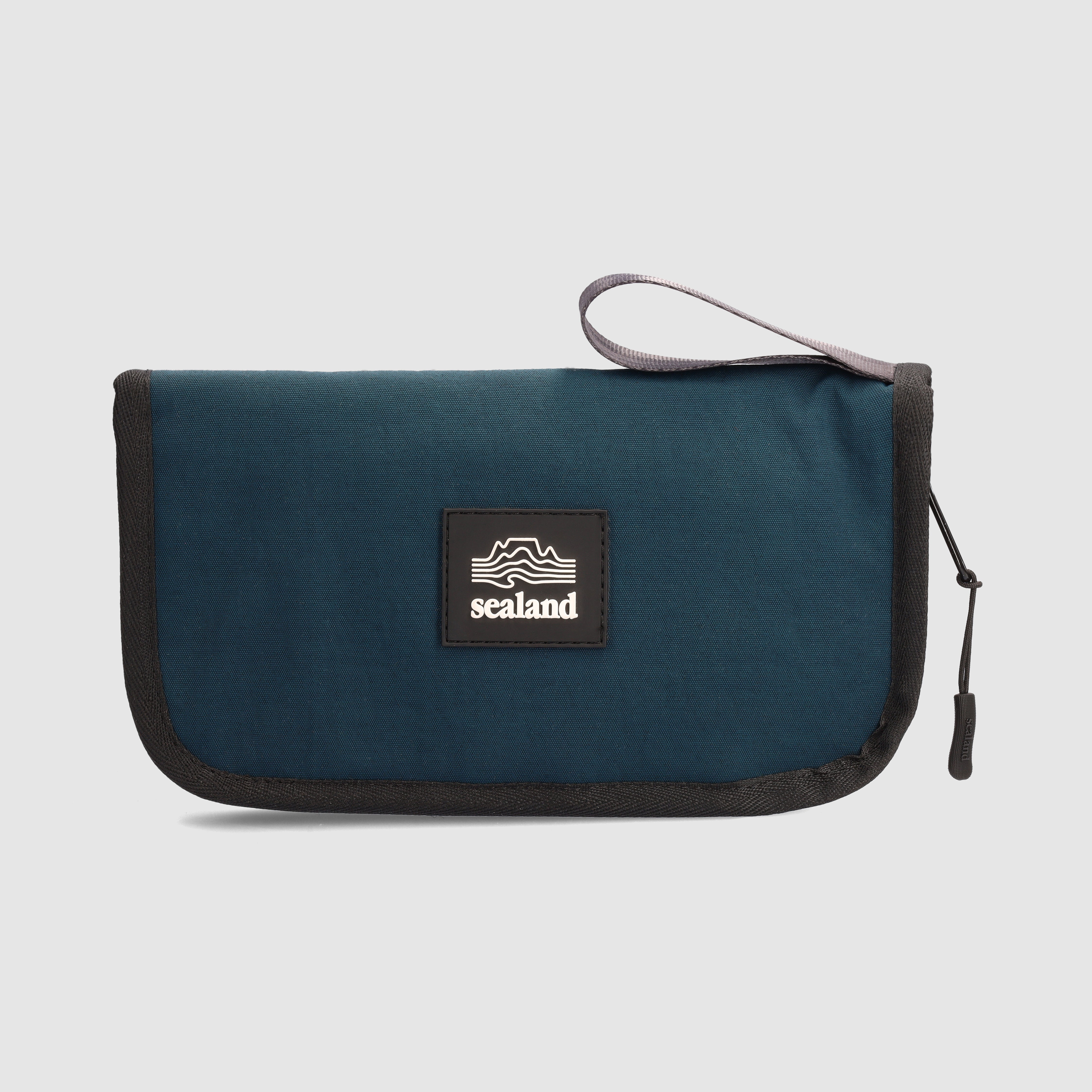 Recycled Voyager Travel Wallet