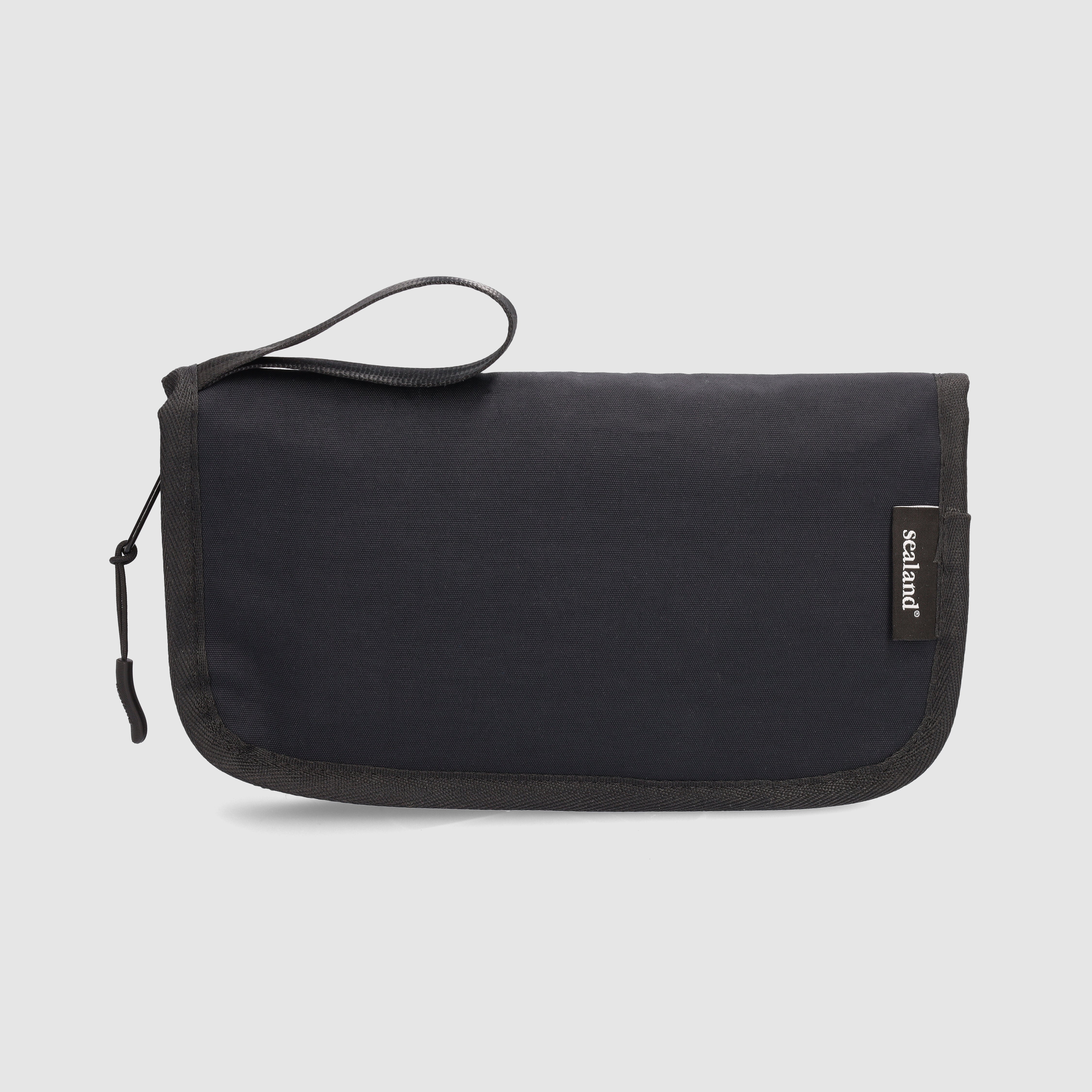 Recycled Voyager Travel Wallet