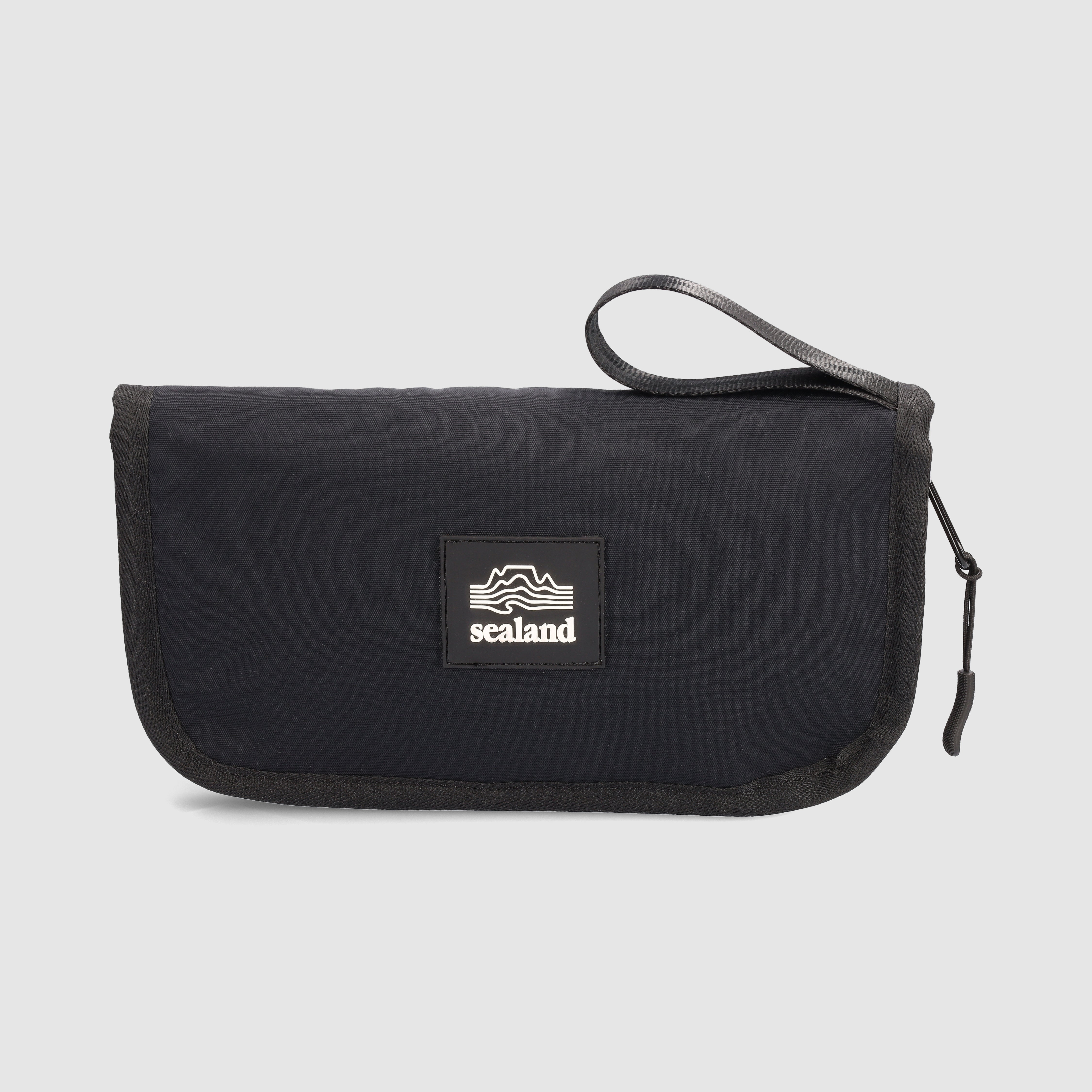 Recycled Voyager Travel Wallet