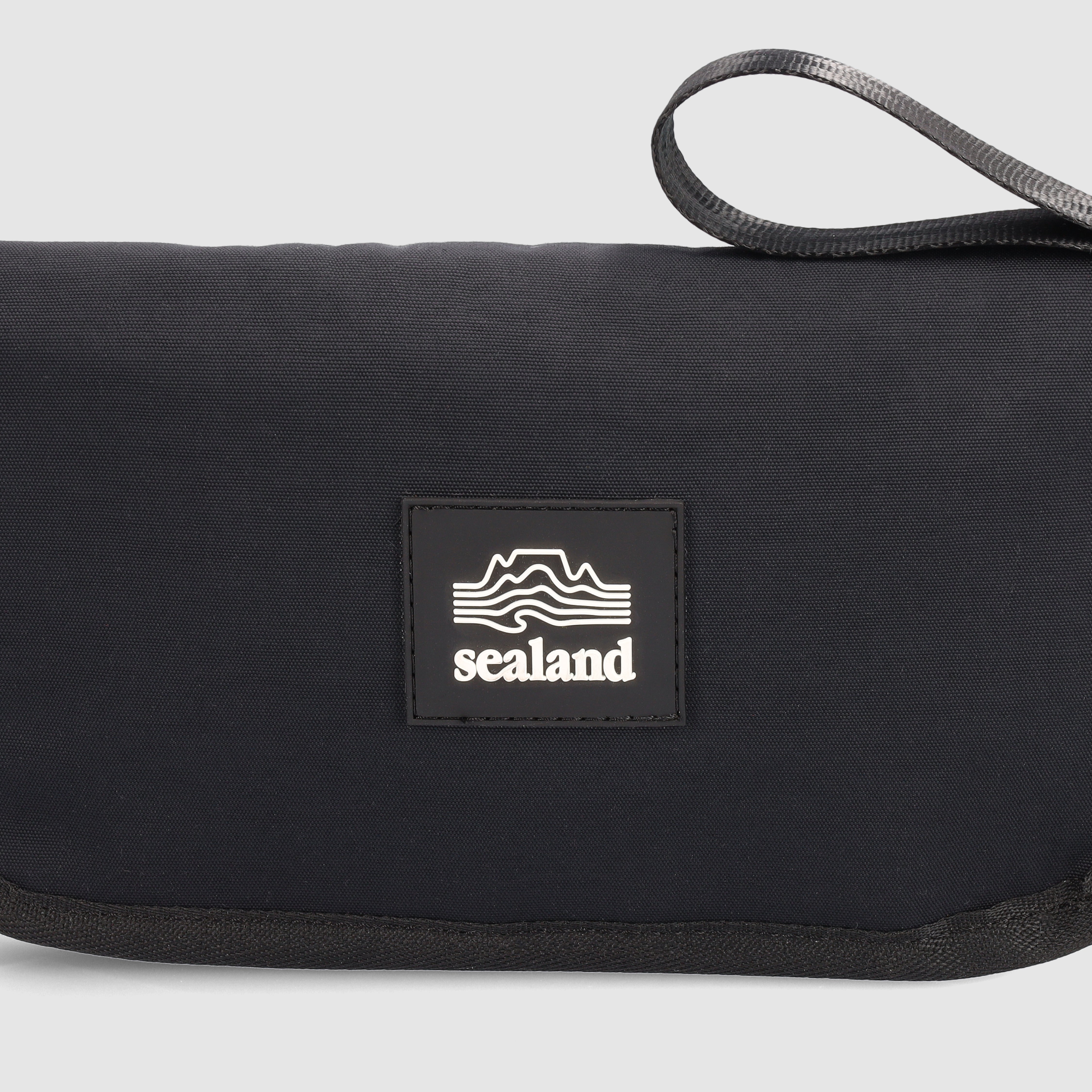 Recycled Voyager Travel Wallet