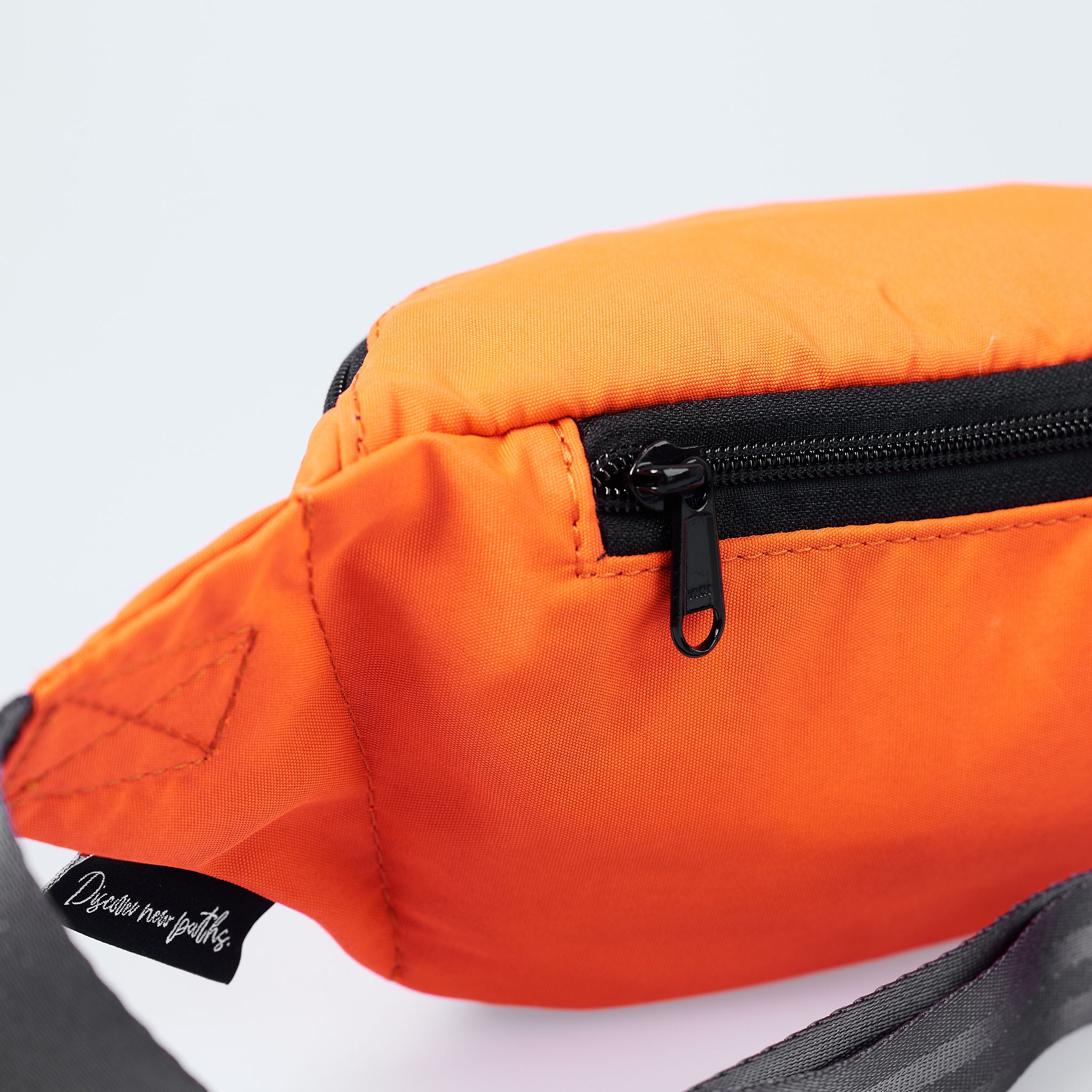 MajiTex Moon Bag