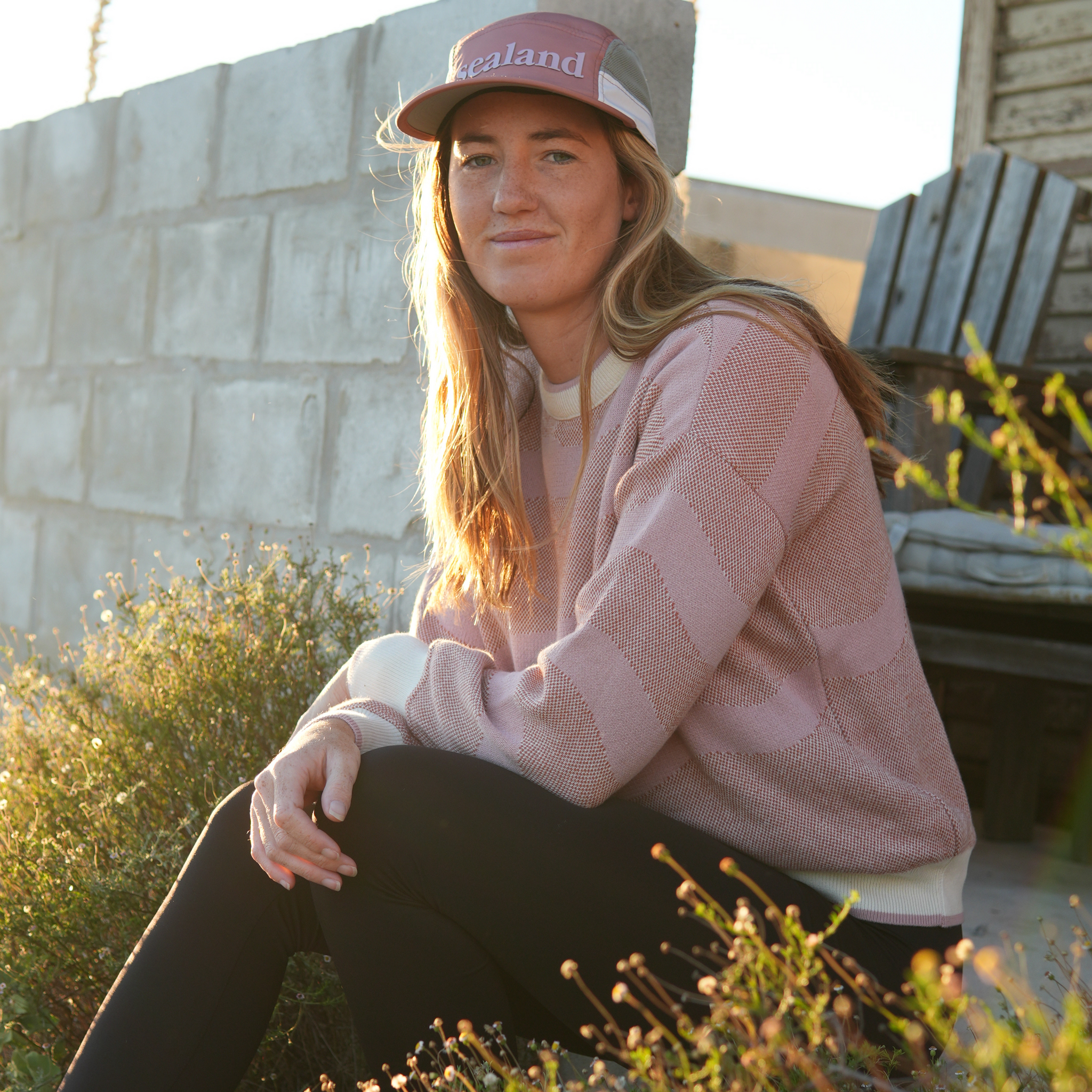 Women's Contour Crew Knitwear