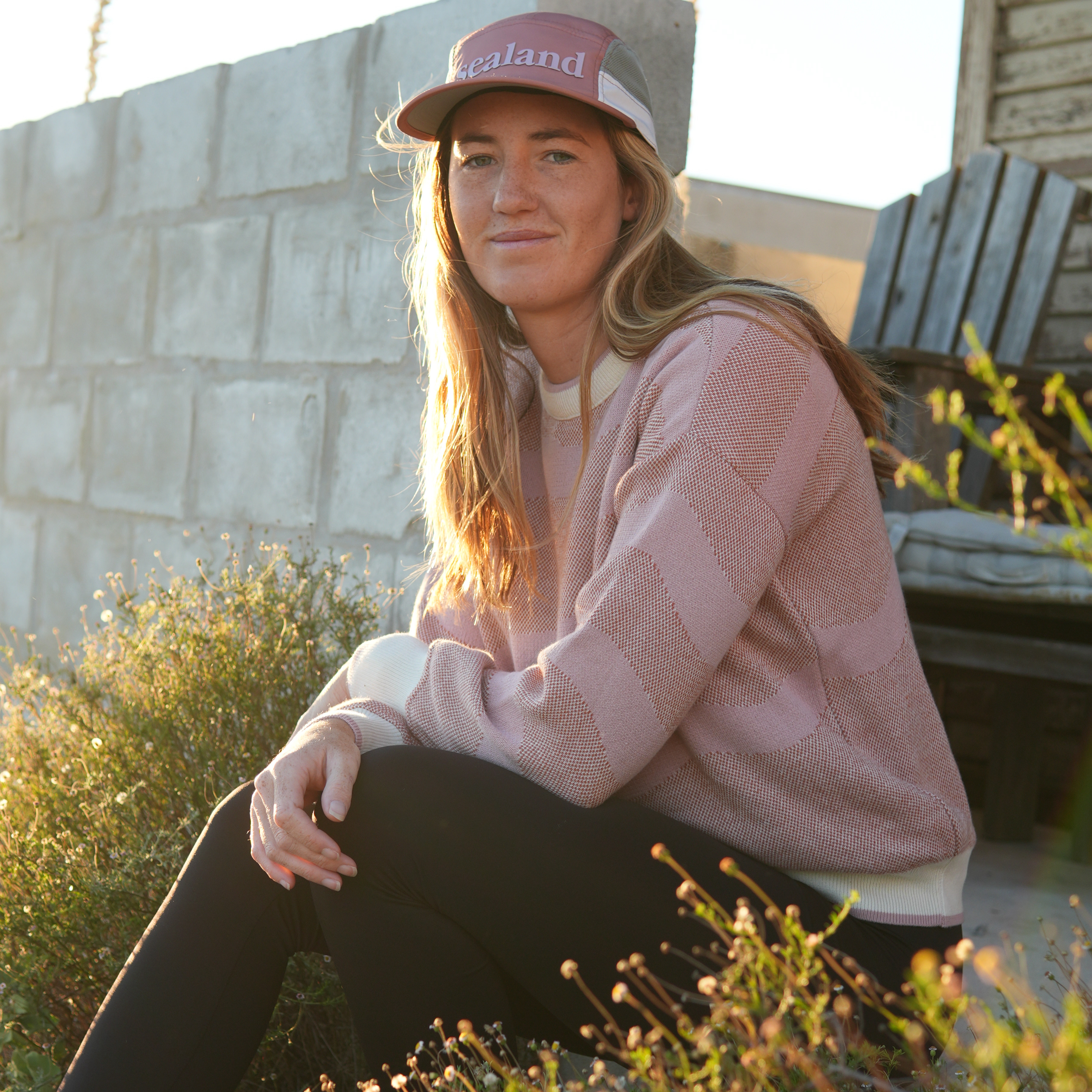 Women's Contour Crew Knitwear