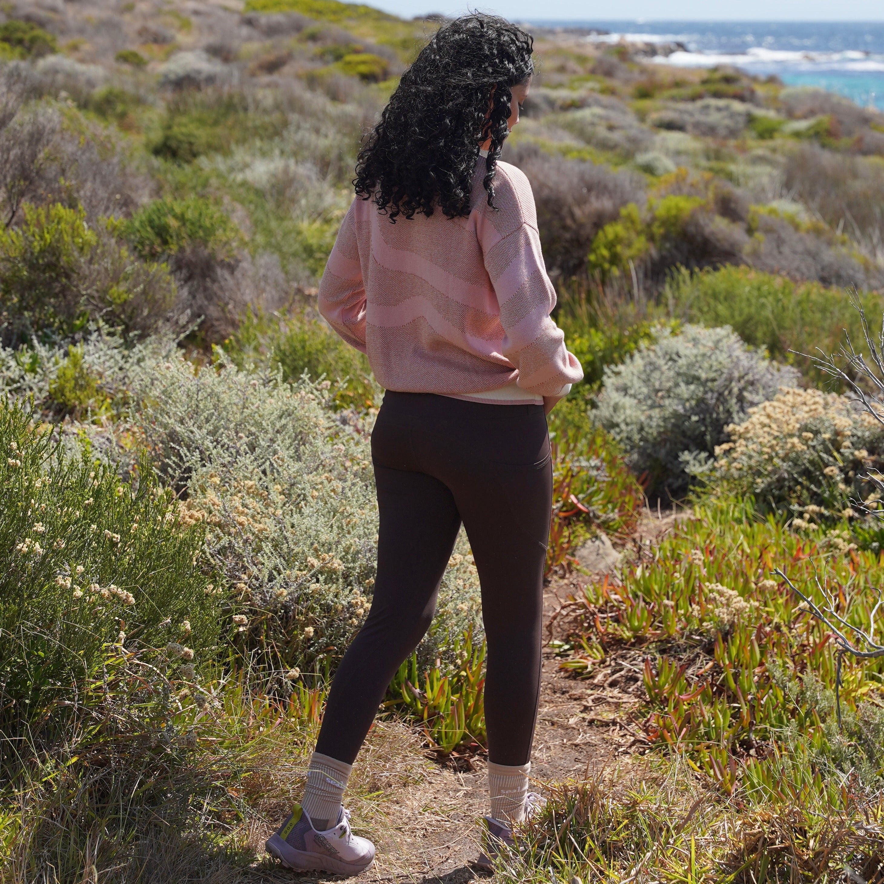 Women's Contour Knitwear