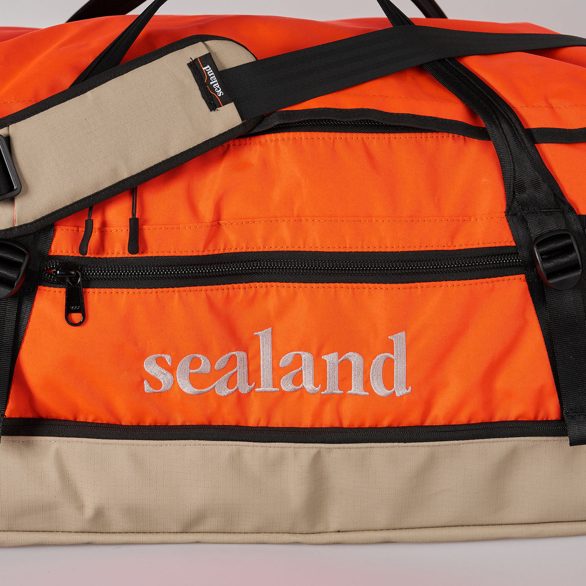 Nomad Duffel - MajiTex