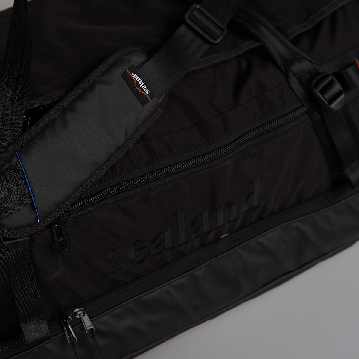 Nomad Duffel - MajiTex