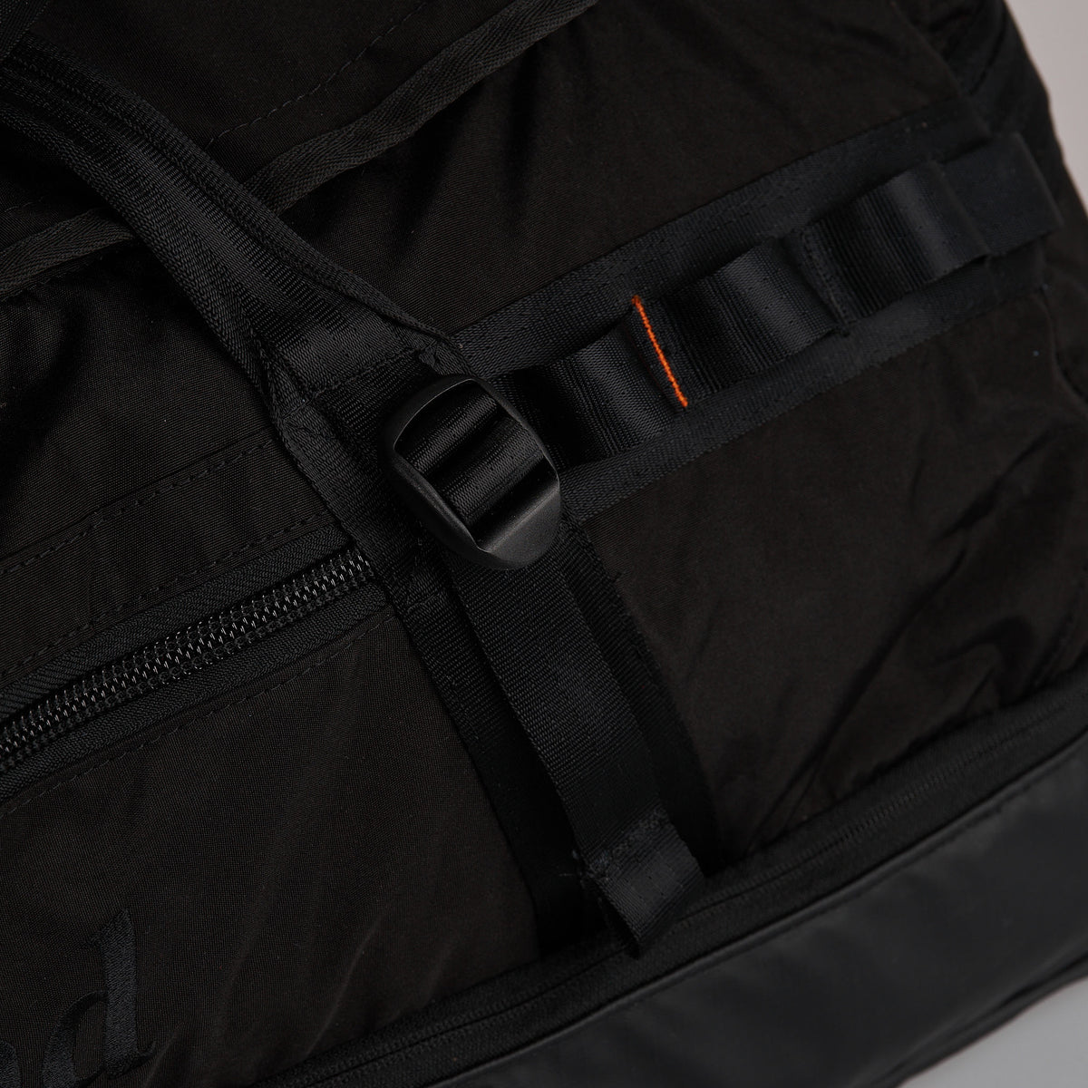 Nomad Duffel - MajiTex