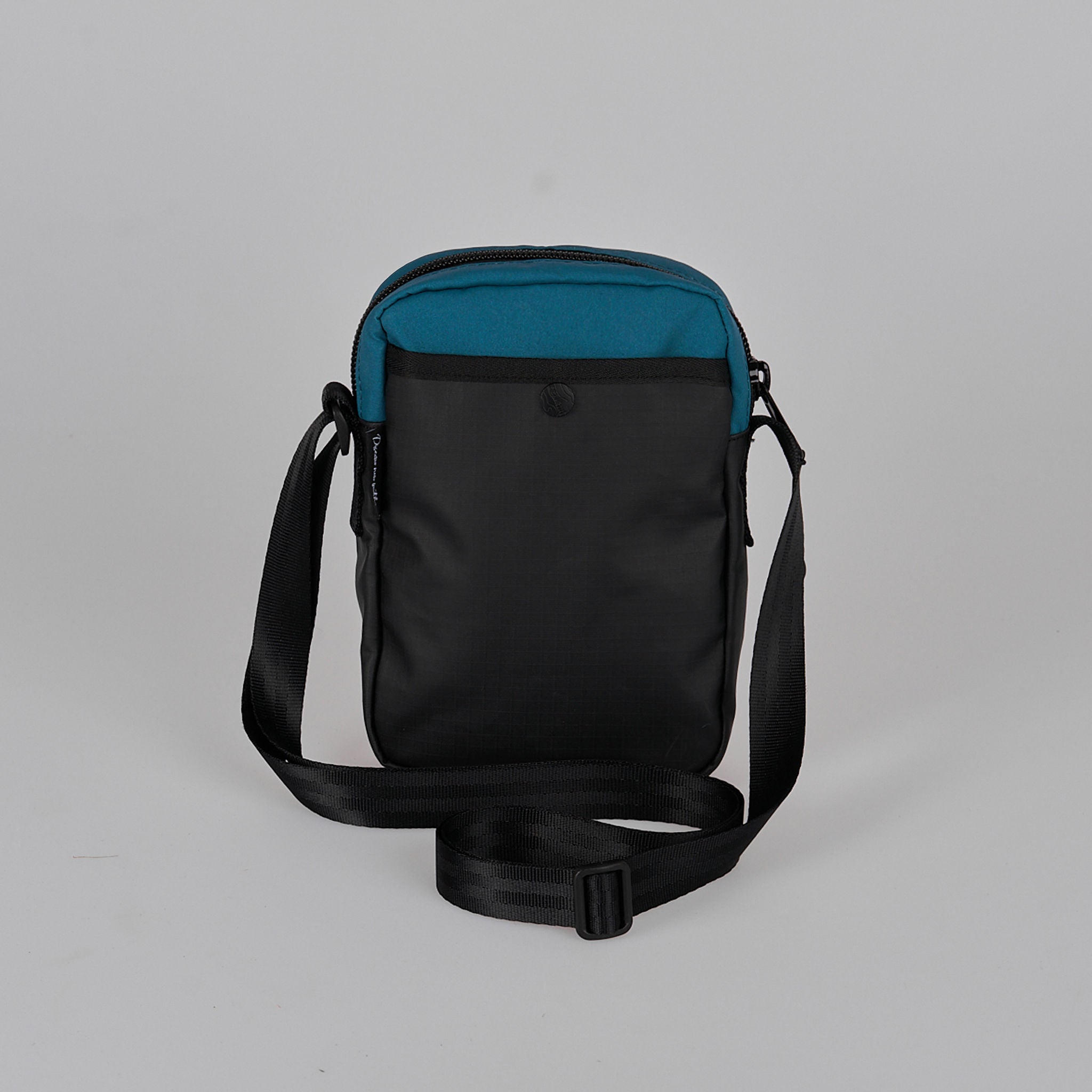 Sealand x WiZmed Ward Bag