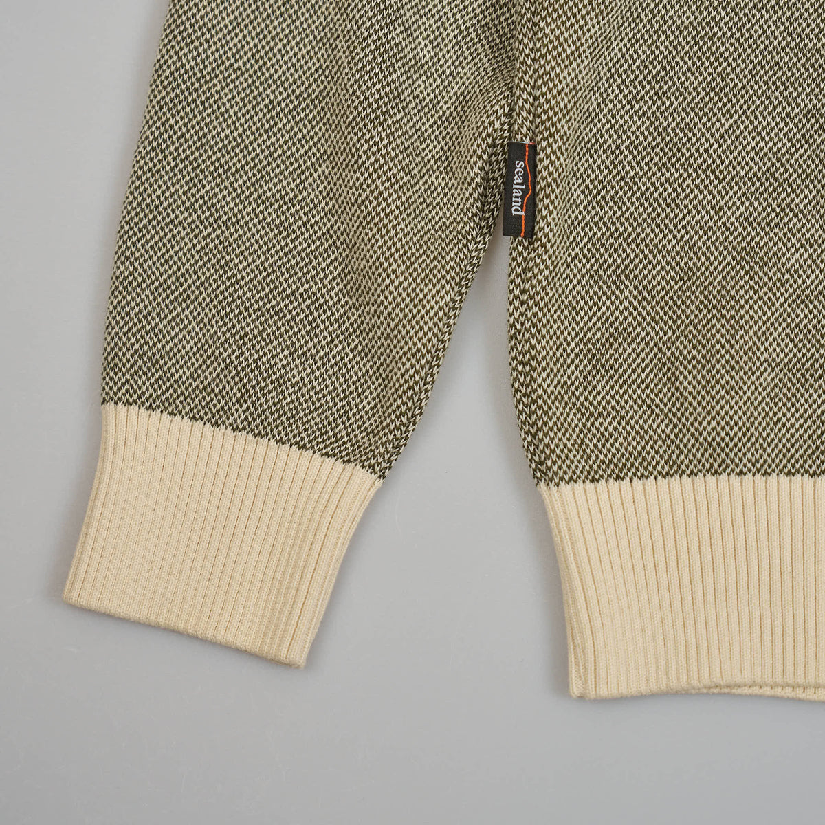 Men's Contour Design Knit