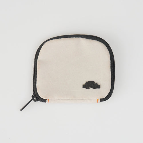 Sealand Dash slim card holder in recycled MajiTex canvas, an ultra-compact minimalist design in Stone